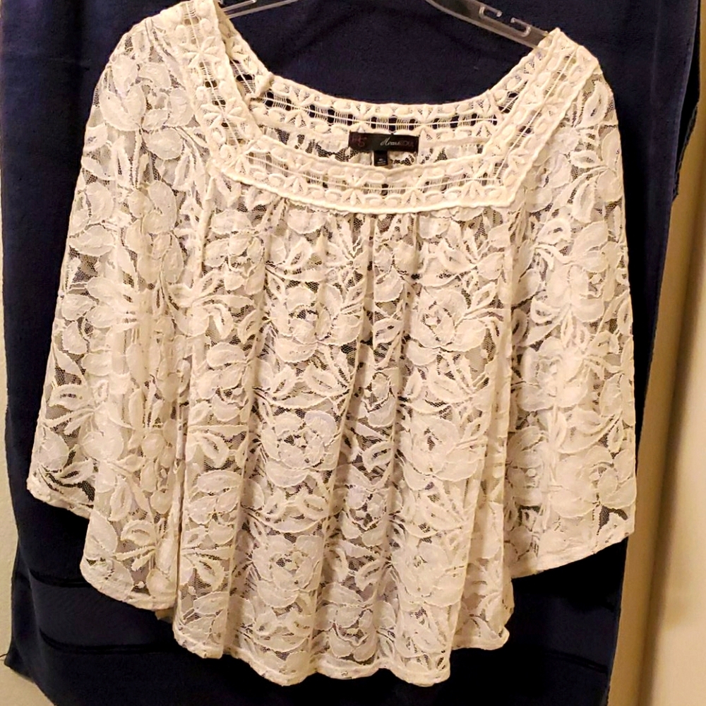 HeartSoul XL Beige Lace Top
